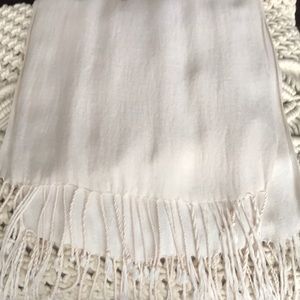 SAACHI Scarf